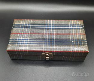 Custodia vintage per rasoi a Mano Libera