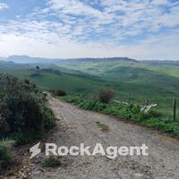 AZIENDA AGRICOLA IN CALASCIBETTA - C/DE CARMINELLO