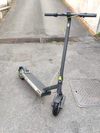 Navee S65 monopattino elettrico 25 km/h