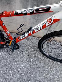 MTB, ruota 26,  8x3, telaio alluminio.