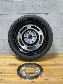 Cerchio posteriore originale Harley V-Rod