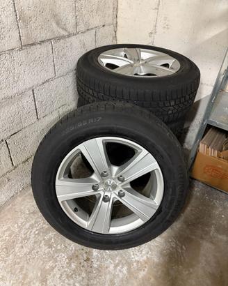 Gomme 225/65 R17  con cerchi