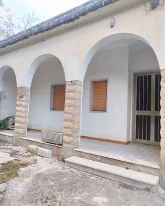CASA IN CAMPAGNA A DUE PASSI DA RAGUSA IBLA