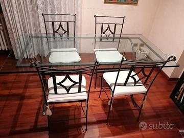 Tavolo e sedie in ferro forgiato 