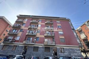 TRE LOCALI RISTRUTTURATO