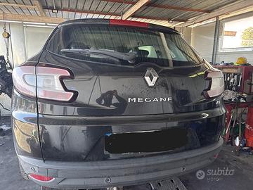 PORTELLONE POSTERIORE COMPLETO RENAULT Megane S. W