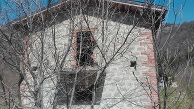 Terreno con rustico edificabile