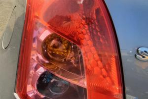 SUZUKI SWIFT 2009 - STOP POSTERIORE SINISTRO