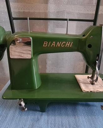 macchina da cucire vintage 