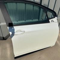 Sportello Porta anteriore destro Toyota Yaris