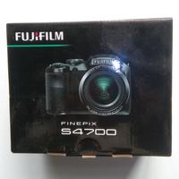 FUJIFILM  FINEPIX S4700