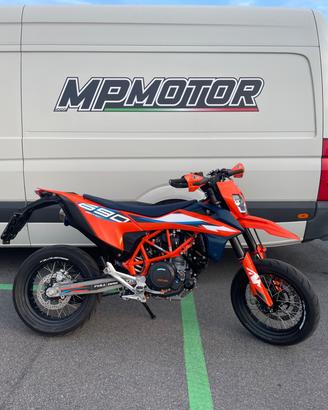 Ktm 690 SMC Supermoto