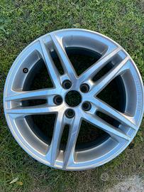 Cerchi in lega 16” per Audi