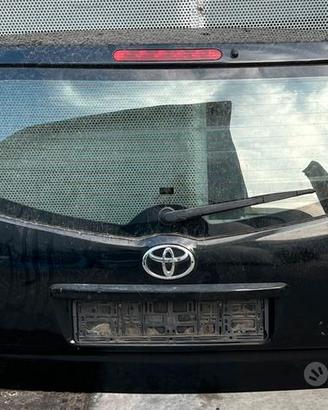TOYOTA COROLLA VERSO PORTELLONE 2002-2004