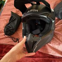 casco airoh mai usato