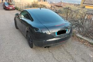 audi TT MK2 2010 2.0L benz 200 cv