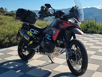 CFMOTO 800 MT-X 2025 iper accessoriata - 2 opzioni