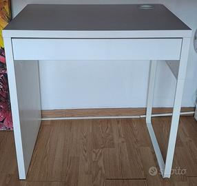 Scrivania Nuova Ikea Micke bianca 73x50 cm