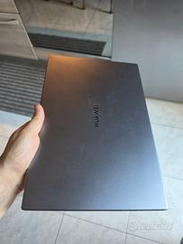 Huawei MateBook D 14" Alluminio - AMD Ryzen 5 / 8G