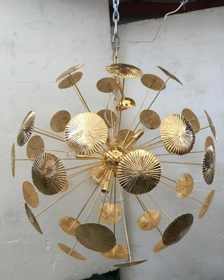 Lampadario raro con struttura in oro 24k unico