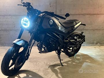 Benelli Leoncino 125