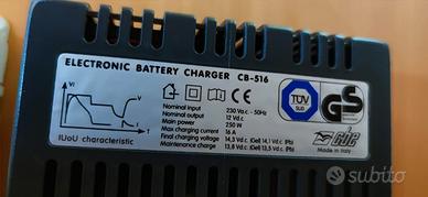 Caricabatterie CBE CB-516 12V