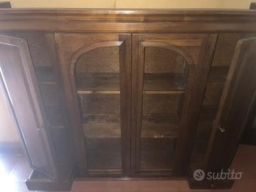 Vetrina in legno