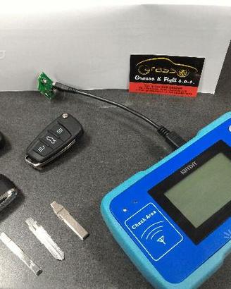 Copia chiave su telecomando universale KeyDiY