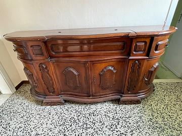 Credenza