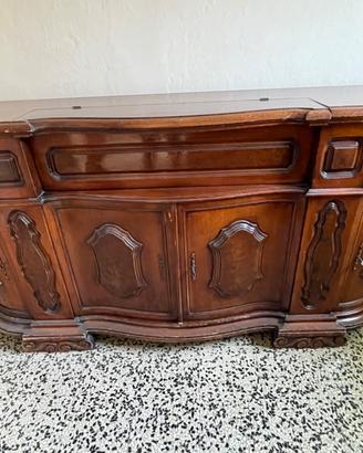 Credenza