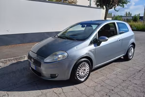 Fiat Grande Punto 1.4 Starjet 16V 3 porte Dynamic