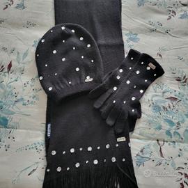set invernale cappello sciarpa guanti