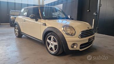 Mini 1.6 16V Cooper D