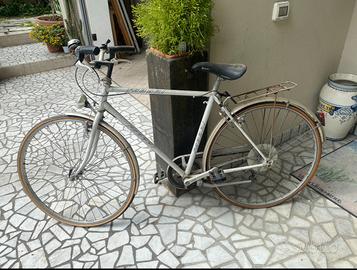 Bicicletta vecchia