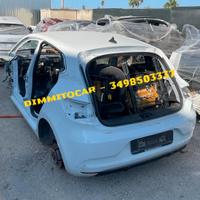 Renault Clio ibrida 2020 Scocca per tagliate