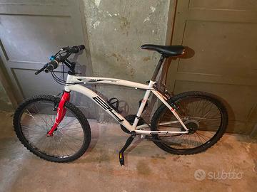 Bici MTB Bici Jaguar 24" -DA RIPARARE