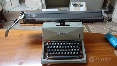 macchina da scrivere  calcolatrici cinepresa 