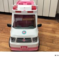 ambulanza di Barbie 