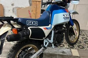 Honda xl600