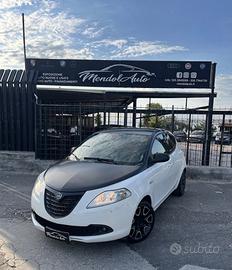 Lancia Ypsilon 1.3 MJT 16V 95 CV 5 porte S&S S Mom