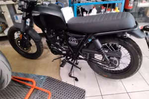 Brixton 125