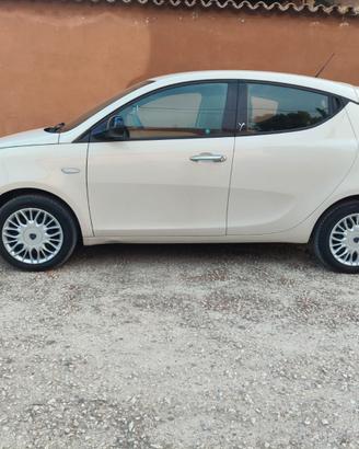 Lancia Ypsilon 1.3 Multijet Diesel 2016 – 5 porte