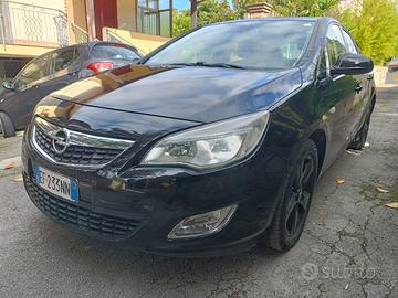 Opel astra