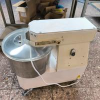impastatrice a spirale 12kg