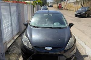 Ford Fiesta 1.4 Benz/gpl