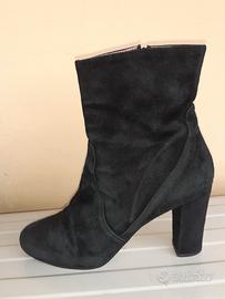 Stivaletti neri camoscio con tacco 39