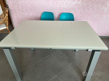 Tavolo allungabile 