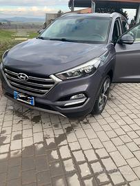 Hyundai tucson 1.7 crdi modello xpossible