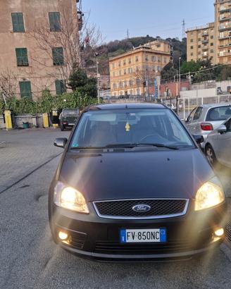 Ford C-Max 1,6 TDCI/Ghia-Adatta Anche Neopatentati