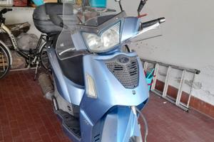 Kimco People 125